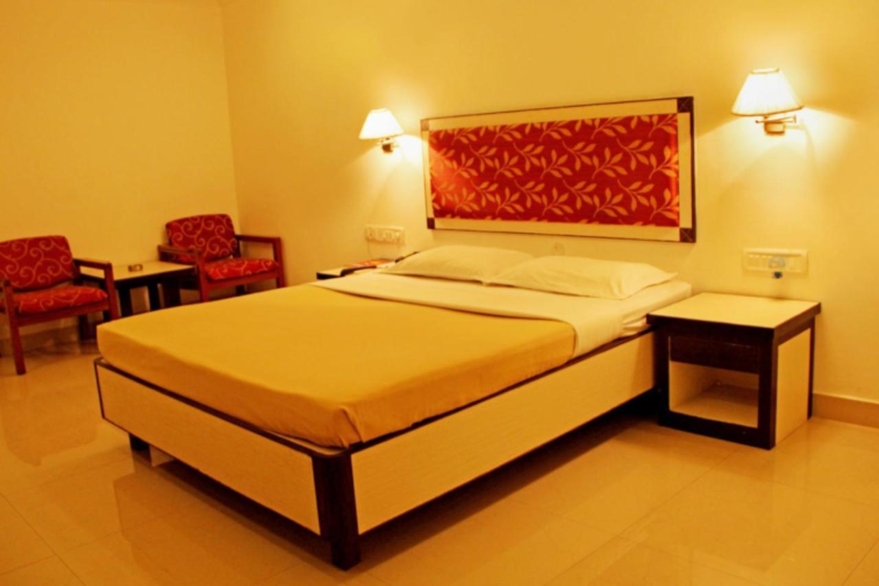 Hotel Parklane Hyderabad Exterior foto